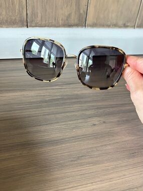 Diff Genevive Tortoiseshell and gold Sunglasses with Gradient Lenses